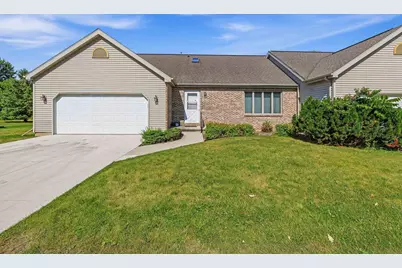 178 E Pioneer Road, Fond du Lac, WI 54935 - Photo 1