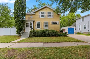 1011 Stuart St, Green Bay, WI 54301 - Photo 1