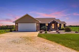 N3856 Birchwood Rd, Kewaunee, WI 54216 - Photo 1