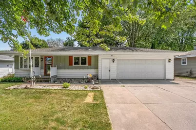533 Wildwood Drive, Kaukauna, WI 54130 - Photo 1