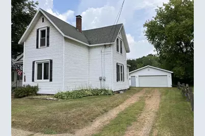 809 Ware Street, Waupaca, WI 54981 - Photo 1