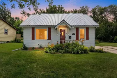 1754 Oakdale Avenue, Green Bay, WI 54302 - Photo 1