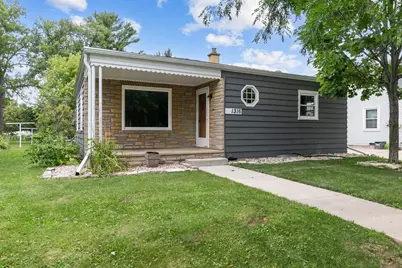 1316 W Rogers Avenue, Appleton, WI 54914 - Photo 1