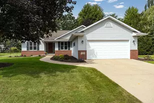 339 Windingbrook Dr, Oshkosh, WI 54904 - Photo 1