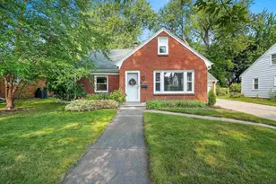 2374 Jourdain Ln, Green Bay, WI 54301 - Photo 1