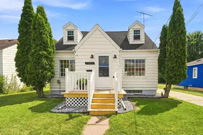 1343 W Prospect Avenue, Appleton, WI 54914 - Photo 1