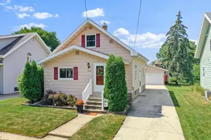 1229 Western St, Oshkosh, WI 54901 - Photo 1