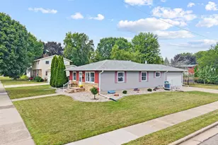 1324 Bismarck Ave, Oshkosh, WI 54902 - Photo 1