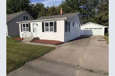 8 S 5th Street, Winneconne, WI 54986 - Photo 1