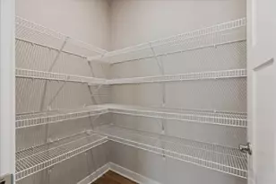 2362 Amici Dr, Covington, KY 41017 - Photo 9