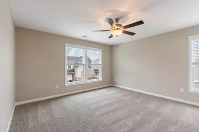 483 Station Drive #61-200, Ludlow, KY 41016 - Photo 11