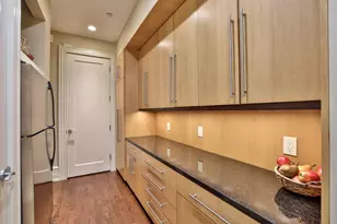 100 W Rivercenter Blvd, Covington, KY 41011 - Photo 19