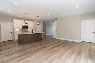 2609 Timberside Dr, Hebron, KY 41048 - Photo 9