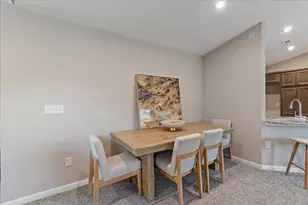 4728 Bentwood Hills Dr, Wilder, KY 41071 - Photo 5