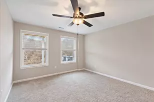 4718 Bentwood Hills Dr, Wilder, KY 41071 - Photo 11