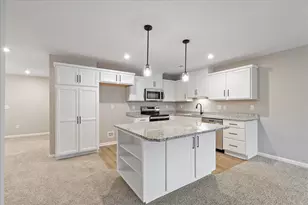 4718 Bentwood Hills Dr, Wilder, KY 41071 - Photo 3