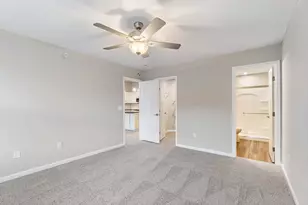 4726 Bentwood Hills Dr, Wilder, KY 41071 - Photo 13