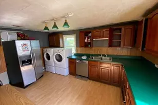 404 E 2nd St, Augusta, KY 41002 - Photo 3