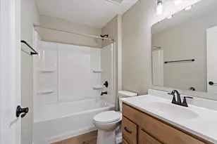 4716 Bentwood Hills Dr, Wilder, KY 41071 - Photo 19