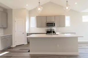 383 Champagne Ln, Walton, KY 41094 - Photo 11