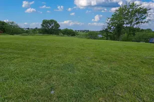 305 Eagle Ridge Dr, Dry Ridge, KY 41035 - Photo 1