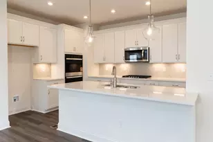 825 Amesbury Dr, Florence, KY 41042 - Photo 9