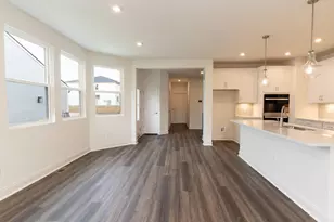 825 Amesbury Dr, Florence, KY 41042 - Photo 3