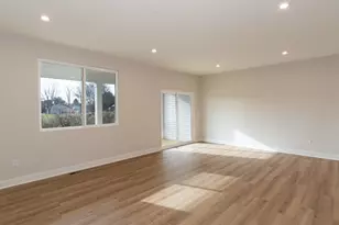 821 Amesbury Dr, Florence, KY 41042 - Photo 5