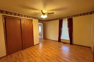 617 Woolery St, Falmouth, KY 41040 - Photo 13