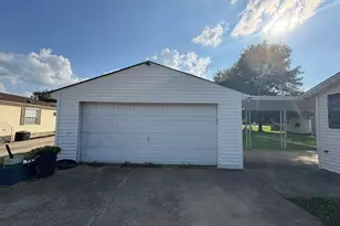 617 Woolery St, Falmouth, KY 41040 - Photo 3