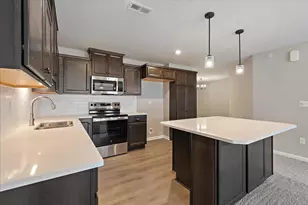 750 Crescent Lndg, Walton, KY 41094 - Photo 5