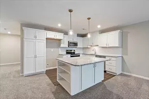 746 Crescent Lndg, Walton, KY 41094 - Photo 3