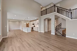 2442 Lillywood Wy, Crescent Springs, KY 41017 - Photo 9