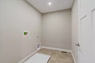 2442 Lillywood Wy, Crescent Springs, KY 41017 - Photo 27