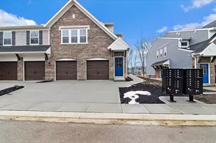 554 Foxhill Dr, Crescent Springs, KY 41017 - Photo 21