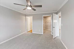 560 Foxhill Dr, Crescent Springs, KY 41017 - Photo 11