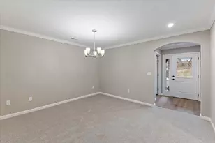 560 Foxhill Dr, Crescent Springs, KY 41017 - Photo 9