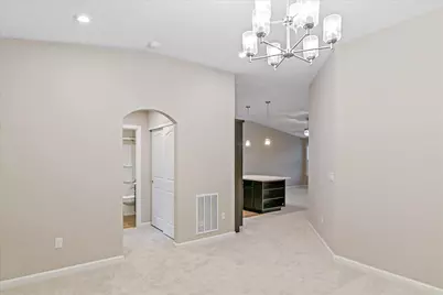 556 Foxhill Drive #12-303, Crescent Springs, KY 41017 - Photo 7