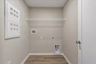 564 Foxhill Dr, Crescent Springs, KY 41017 - Photo 23