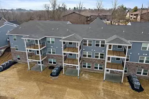 558 Foxhill Dr, Crescent Springs, KY 41017 - Photo 23