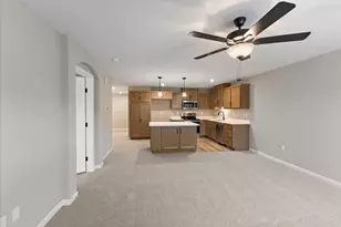 558 Foxhill Dr, Crescent Springs, KY 41017 - Photo 7