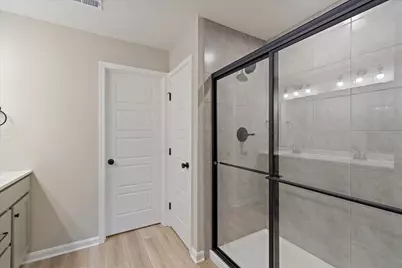 510 Foxhill Drive #14-104, Crescent Springs, KY 41017 - Photo 17