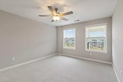 566 Foxhill Drive #12-302, Crescent Springs, KY 41017 - Photo 11