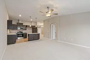 566 Foxhill Dr, Crescent Springs, KY 41017 - Photo 9