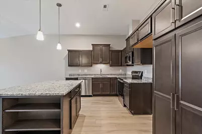 566 Foxhill Drive #12-302, Crescent Springs, KY 41017 - Photo 3