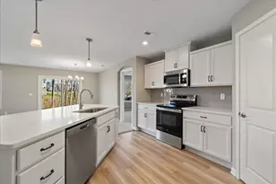 540 Foxhill Dr, Crescent Springs, KY 41017 - Photo 5