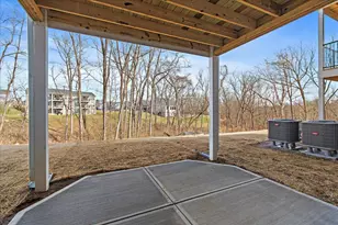 540 Foxhill Dr, Crescent Springs, KY 41017 - Photo 23