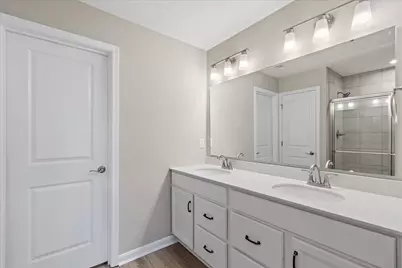 540 Foxhill Drive #13-101, Crescent Springs, KY 41017 - Photo 17