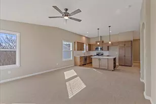 532 Foxhill Dr, Crescent Springs, KY 41017 - Photo 9