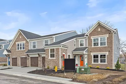 532 Foxhill Drive #13-302, Crescent Springs, KY 41017 - Photo 1